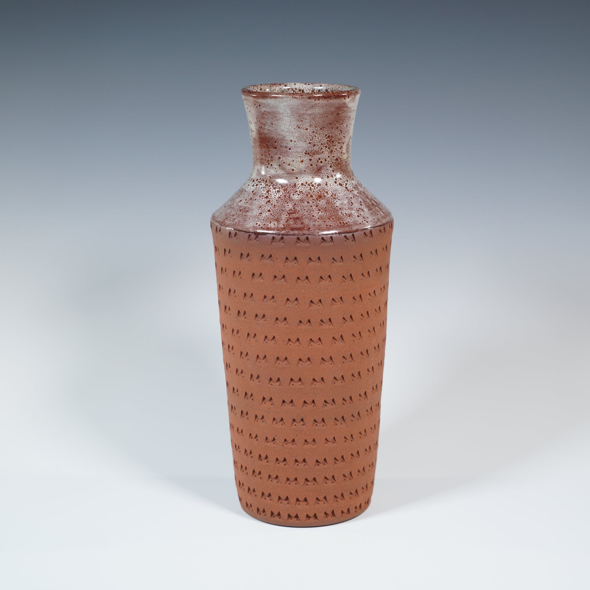 TEXTURED VASE #1