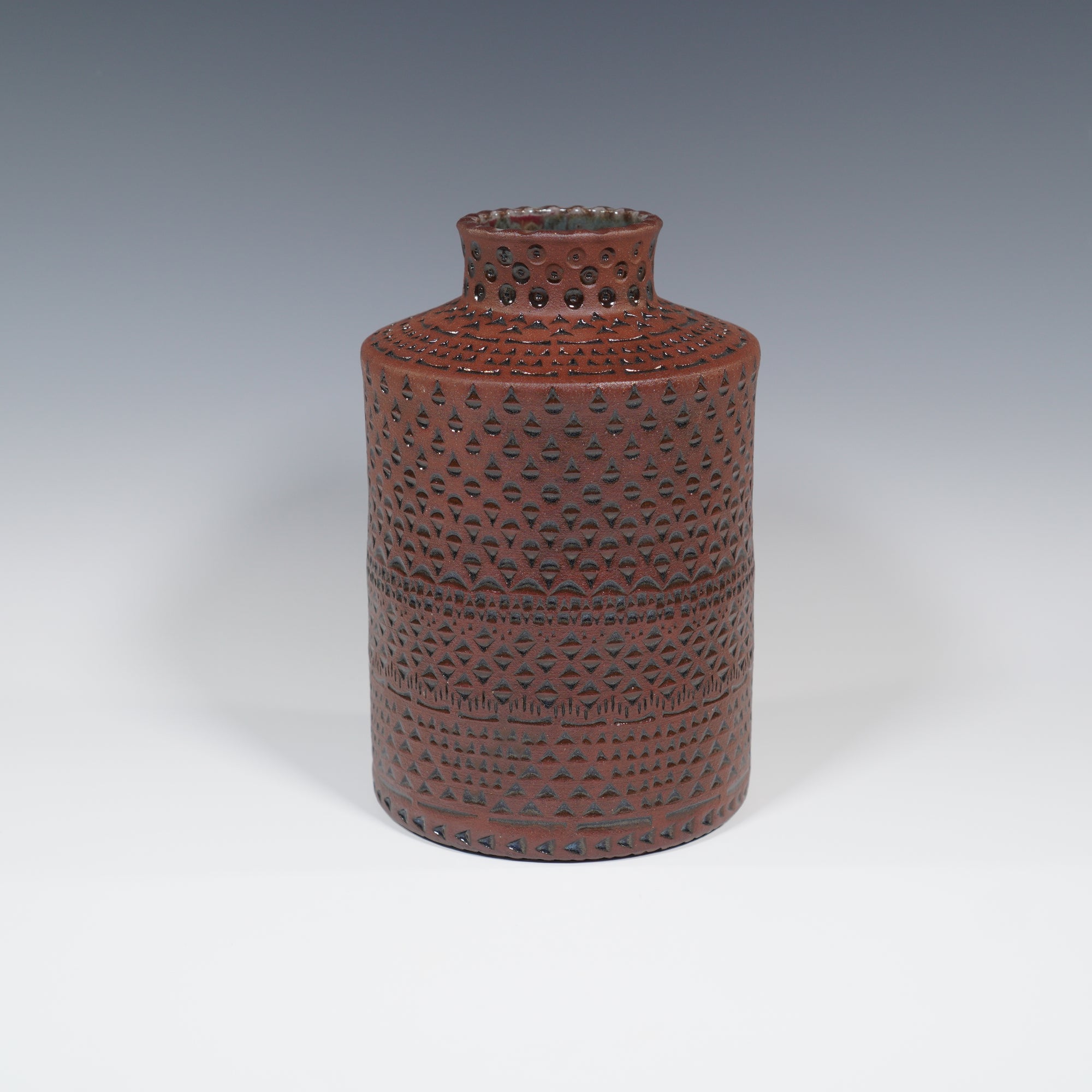 TEXTURED VASE #66