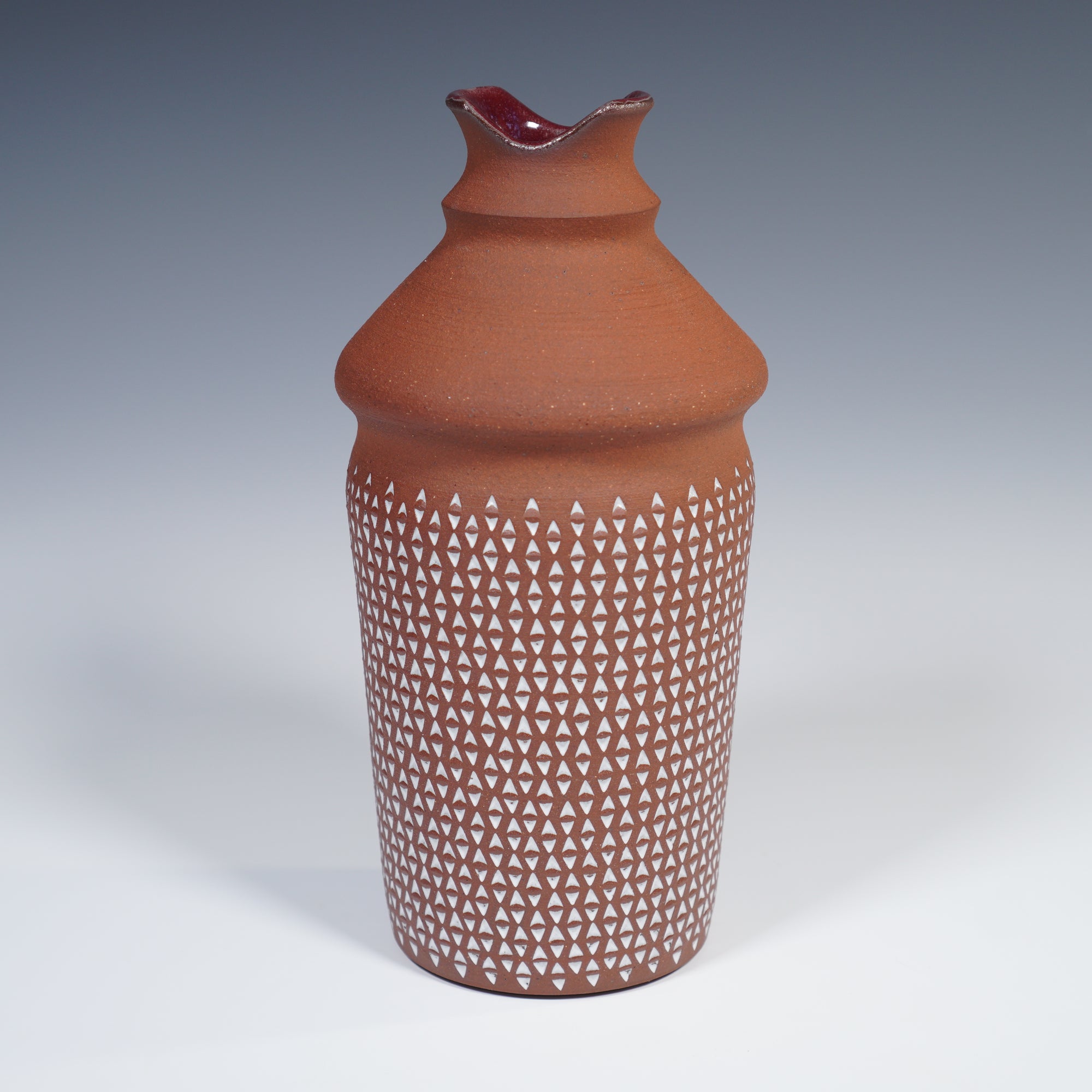 TEXTURED VASE #95