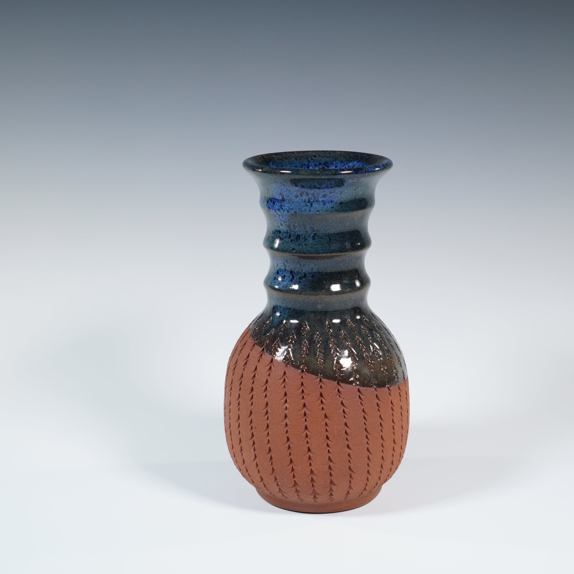TEXTURED VASE #61